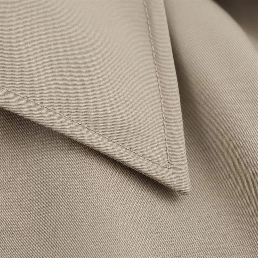 Livia™ | Charlotte